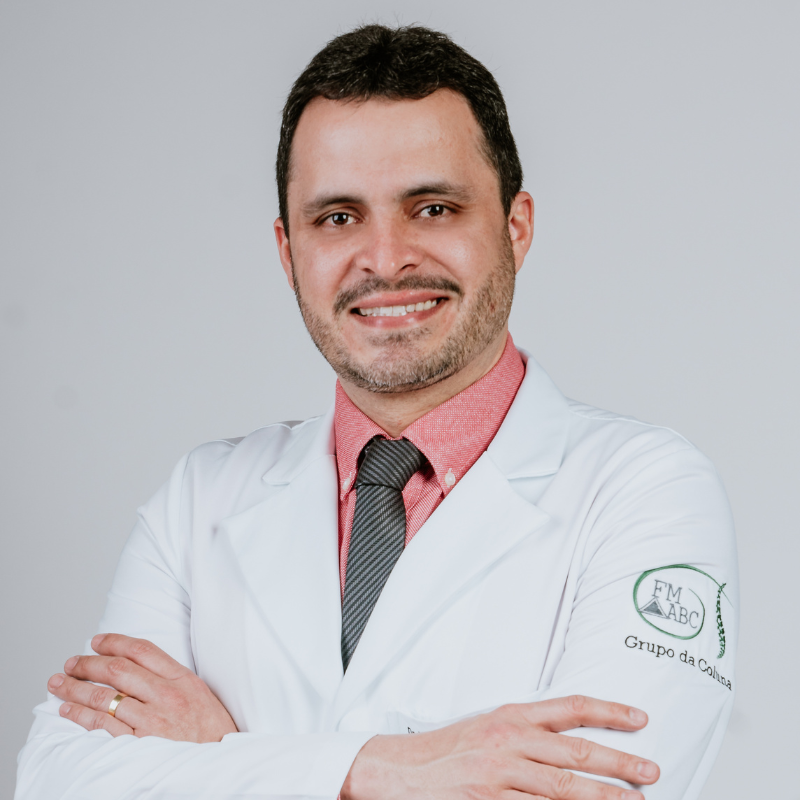 Dr Leonardo Guerra | Ortopedista Especialista em Coluna